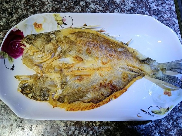 <b>香煎深海魚培訓學(xué)費多少錢？香煎深海魚培訓學(xué)費的具體金額因不同的培訓機構、課程内容以及教學(xué)質量等因素而有所差異。在大多數情況下，學(xué)費大緻在1000元至3000元之間</b>