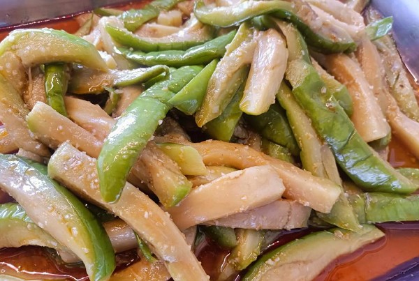 <b>涼菜培訓一般多少學(xué)費？涼菜培訓多少錢？涼菜培訓學(xué)費因多種(zhǒng)因素而異，一般來說，學(xué)費範圍在1000元至3000元之間。</b>
